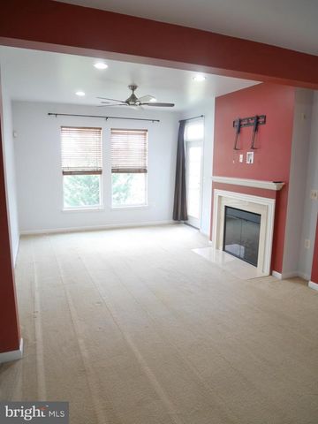 1321 KAREN BLVD #504, Capitol Heights, MD 20743