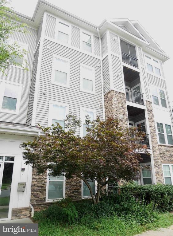 1321 KAREN BLVD #504, Capitol Heights, MD 20743