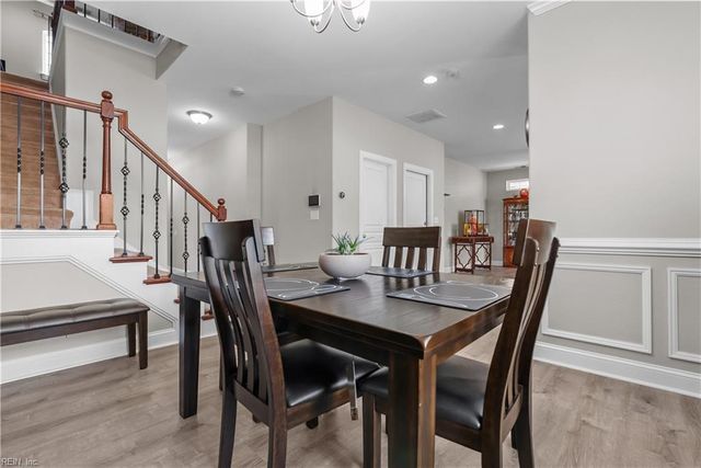 1516 Drumheller DR, Virginia Beach, VA 23464