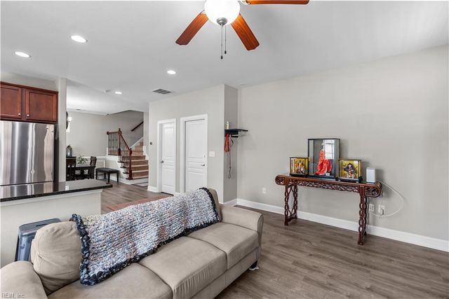 1516 Drumheller DR, Virginia Beach, VA 23464