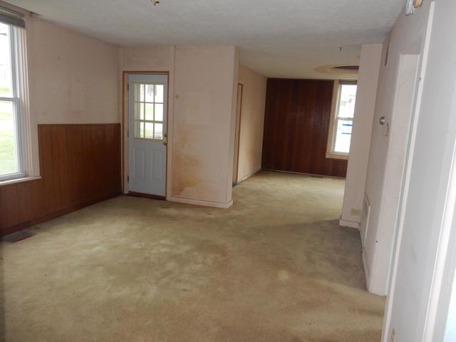 130 W Main Street, Centerburg, OH 43011