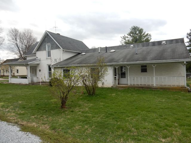 130 W Main Street, Centerburg, OH 43011