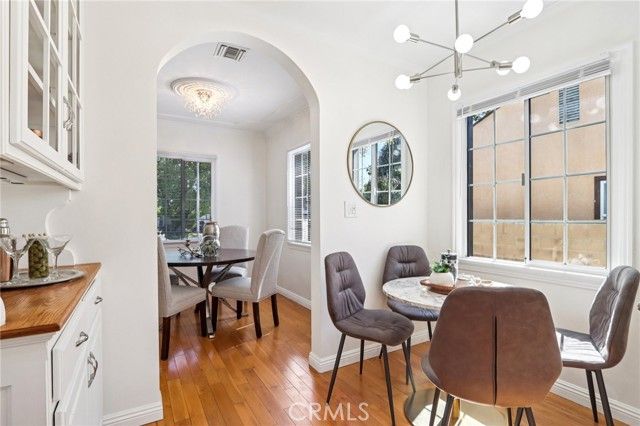 1735 N Lima Street, Burbank, CA 91505