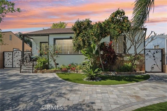 1735 N Lima Street, Burbank, CA 91505