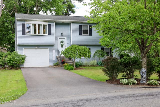 1081 Shave Road, Schenectady, NY 12303