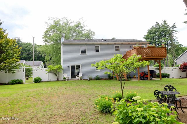 1081 Shave Road, Schenectady, NY 12303