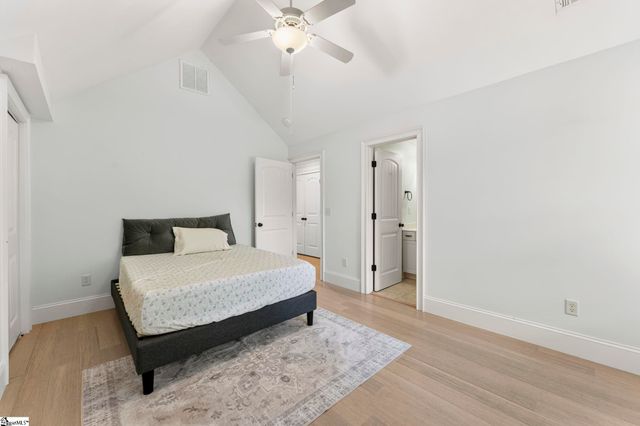 18 Candleston Place, Simpsonville, SC 29681