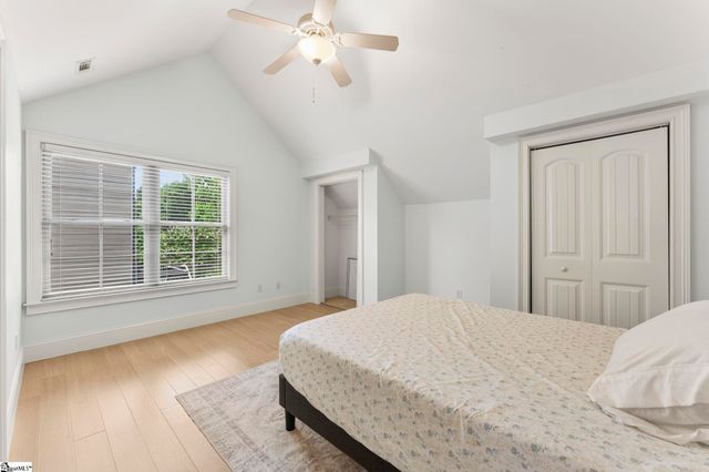 18 Candleston Place, Simpsonville, SC 29681