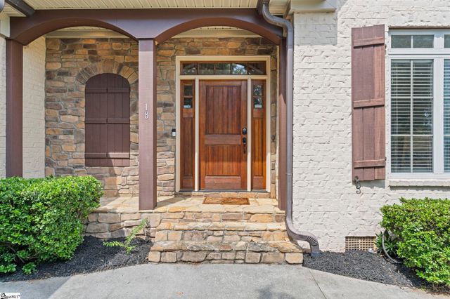 18 Candleston Place, Simpsonville, SC 29681