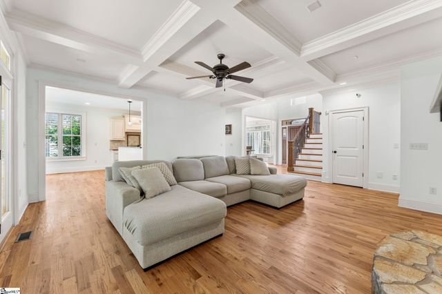 18 Candleston Place, Simpsonville, SC 29681