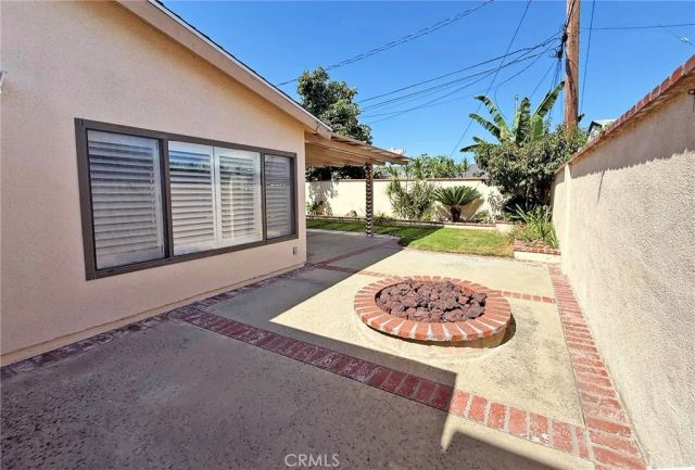 6041 Santa Barbara Avenue, Garden Grove, CA 92845