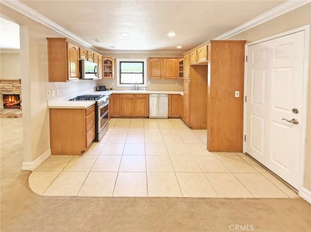 6041 Santa Barbara Avenue, Garden Grove, CA 92845