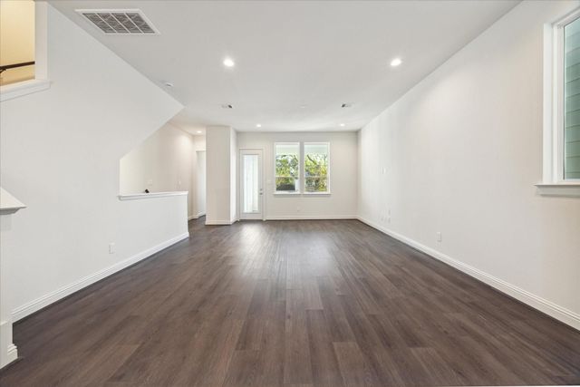 1811 Mills Street, Houston, TX 77026