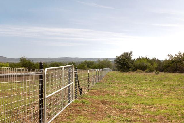 2609 Prochnow Rd, Dripping Springs, TX 78620