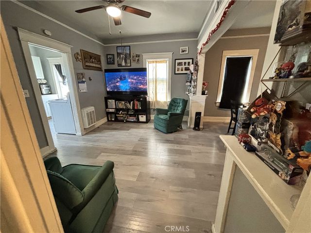 15565 4th, Victorville, CA 92395