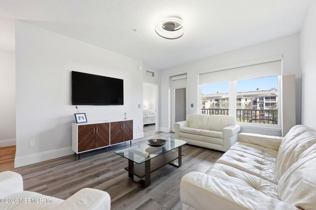 13364 BEACH Boulevard 529, Jacksonville, FL 32224