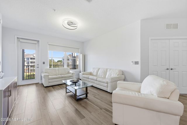 13364 BEACH Boulevard 529, Jacksonville, FL 32224