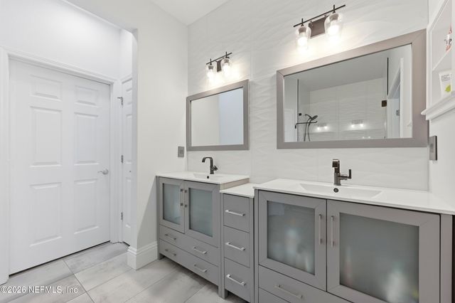 13364 BEACH Boulevard 529, Jacksonville, FL 32224