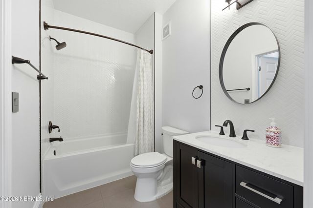 13364 BEACH Boulevard 529, Jacksonville, FL 32224