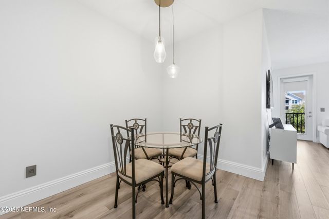 13364 BEACH Boulevard 529, Jacksonville, FL 32224