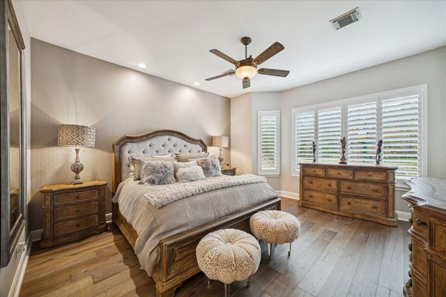 2831 N Cotswold Manor Drive, Houston, TX 77339