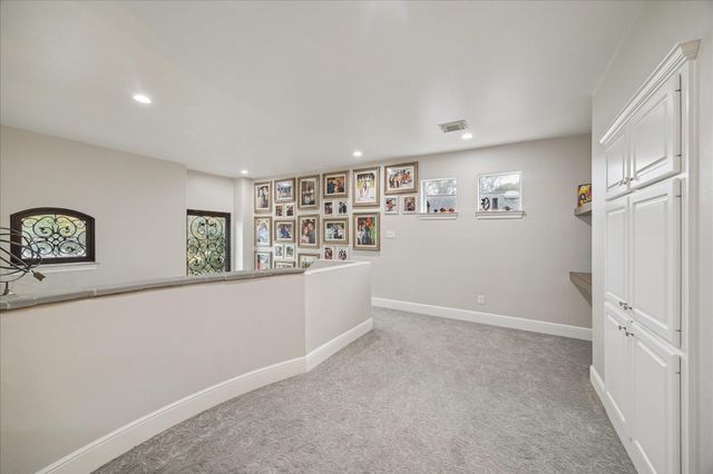 2831 N Cotswold Manor Drive, Houston, TX 77339