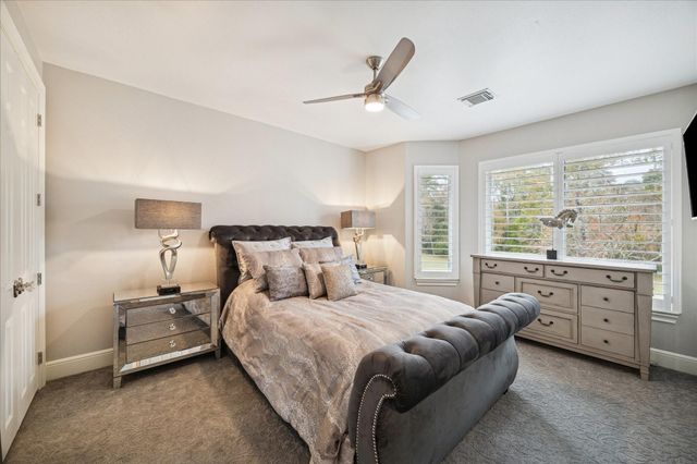 2831 N Cotswold Manor Drive, Houston, TX 77339