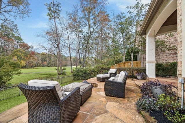 2831 N Cotswold Manor Drive, Houston, TX 77339