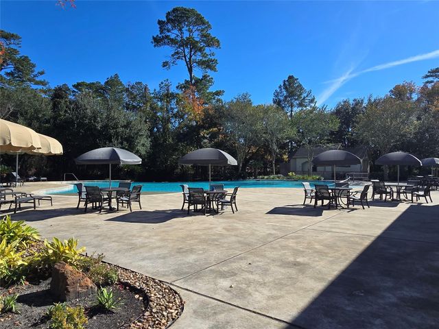 2831 N Cotswold Manor Drive, Houston, TX 77339