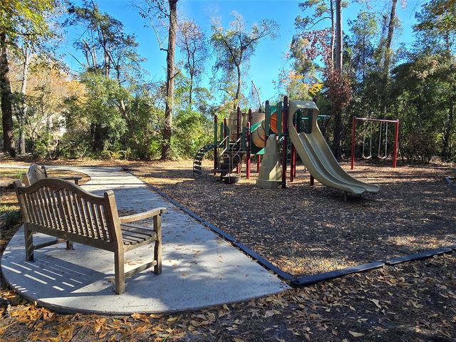 2831 N Cotswold Manor Drive, Houston, TX 77339