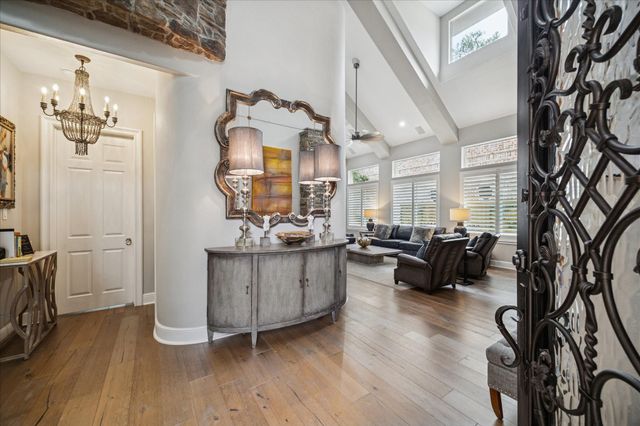 2831 N Cotswold Manor Drive, Houston, TX 77339