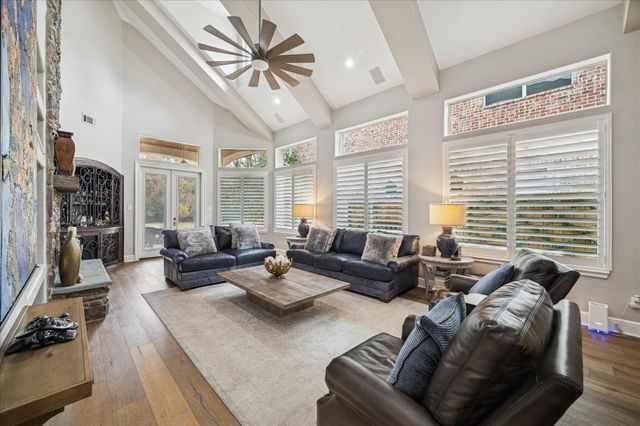 2831 N Cotswold Manor Drive, Houston, TX 77339