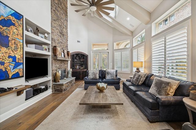 2831 N Cotswold Manor Drive, Houston, TX 77339