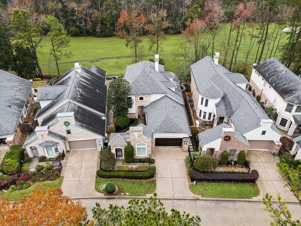 2831 N Cotswold Manor Drive, Houston, TX 77339