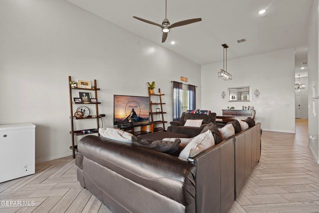 3729 SURMISE Street, El Paso, TX 79938