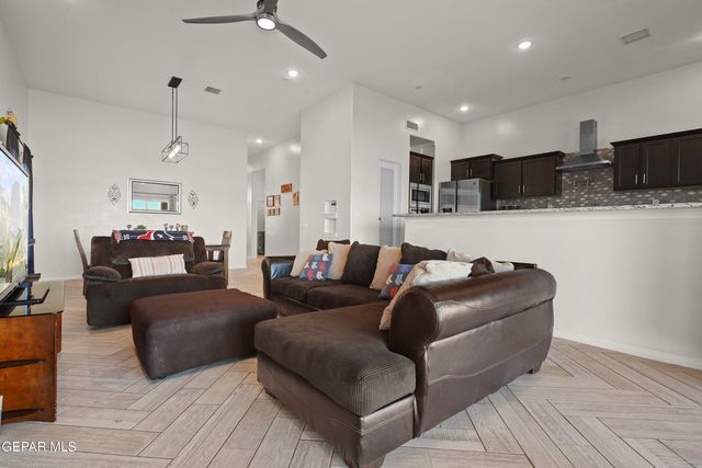 3729 SURMISE Street, El Paso, TX 79938