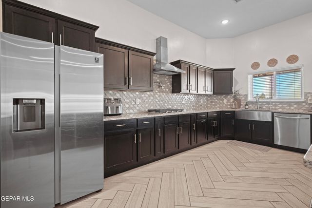 3729 SURMISE Street, El Paso, TX 79938