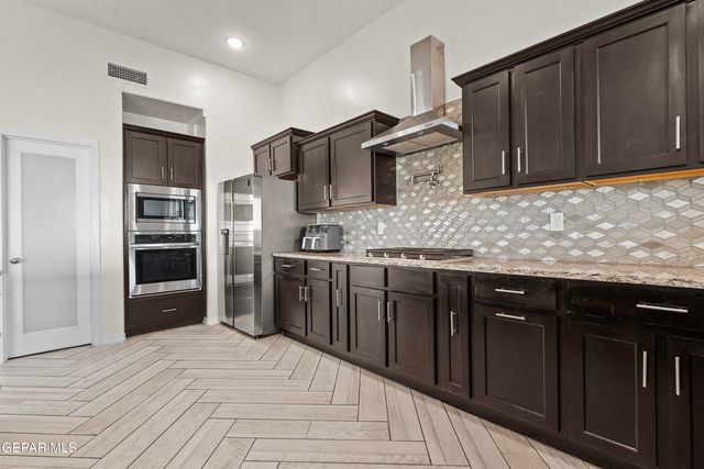 3729 SURMISE Street, El Paso, TX 79938