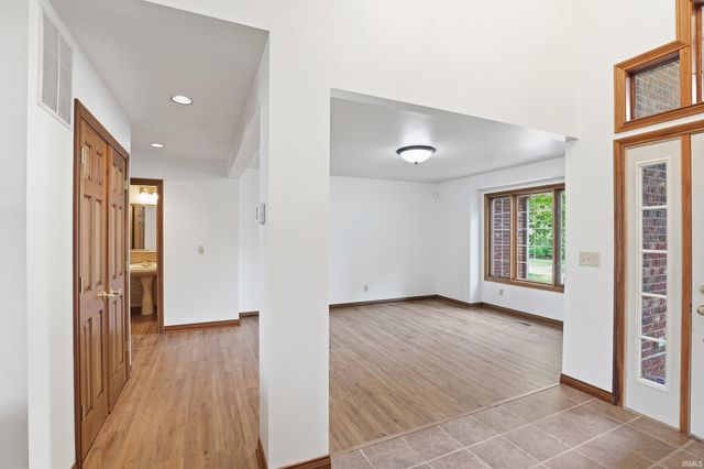 1435 Walnut Street, Garrett, IN 46738