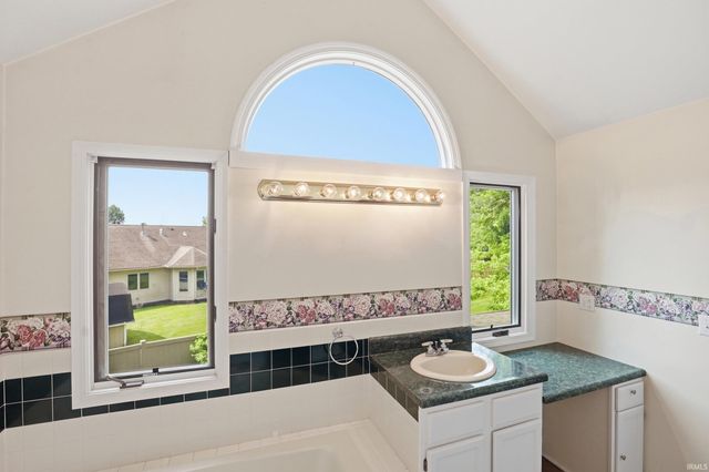 1435 Walnut Street, Garrett, IN 46738