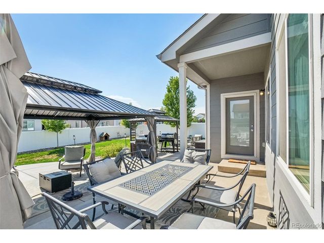 4988 Priors Dr, Windsor, CO 80550