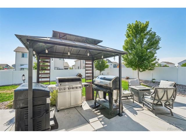 4988 Priors Dr, Windsor, CO 80550