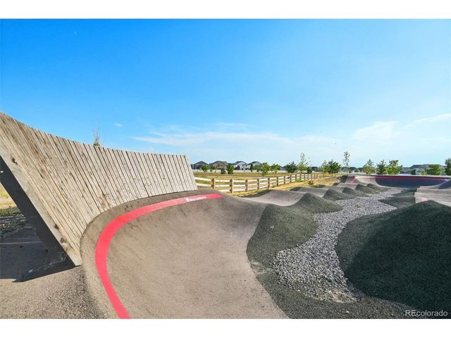 4988 Priors Dr, Windsor, CO 80550