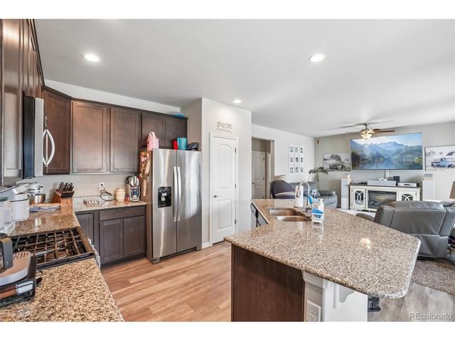 4988 Priors Dr, Windsor, CO 80550