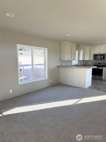 2009 Lewis River Road #1, Woodland, WA 98674