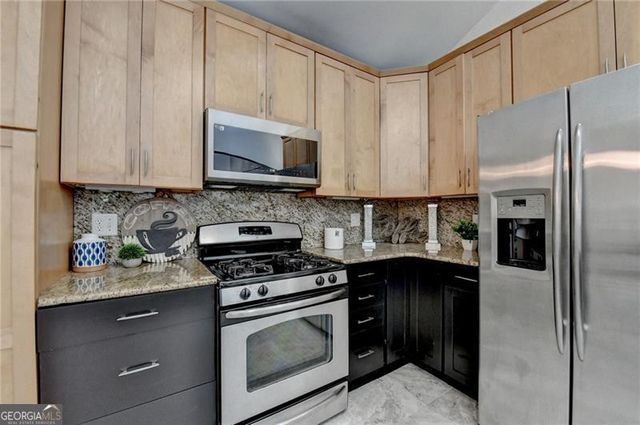 340 River Knoll Drive, Atlanta, GA 30328