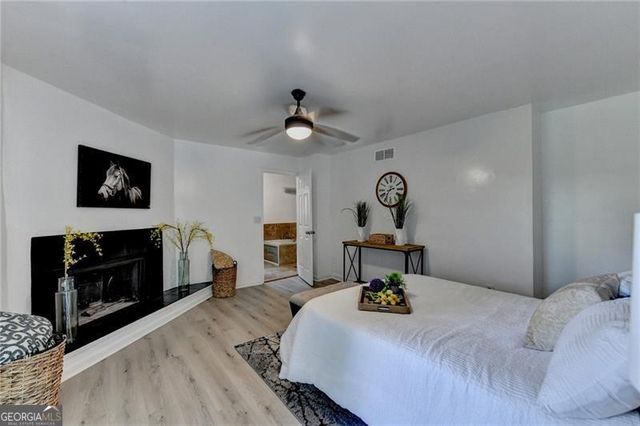 340 River Knoll Drive, Atlanta, GA 30328
