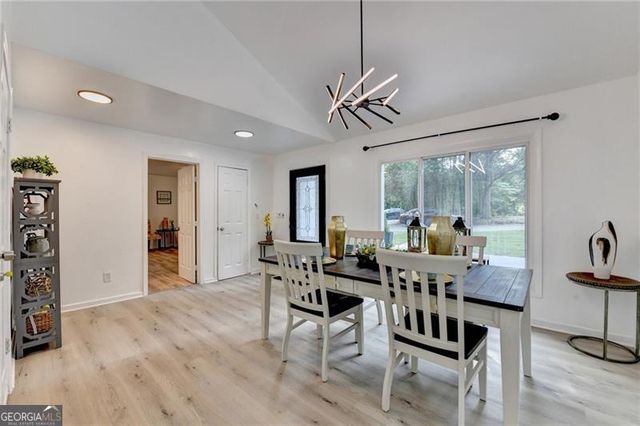 340 River Knoll Drive, Atlanta, GA 30328