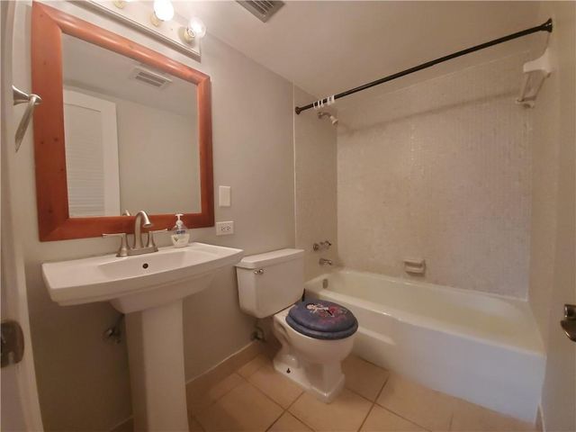 4500 N FEDERAL Highway 356G, Lighthouse Point, FL 33064