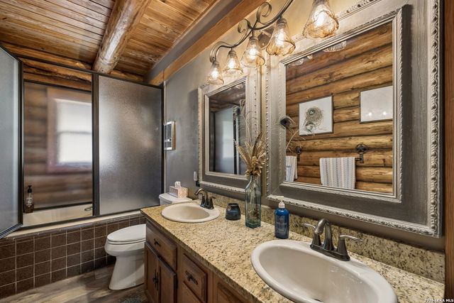 28155 BOERNE STAGE RD, Boerne, TX 78006